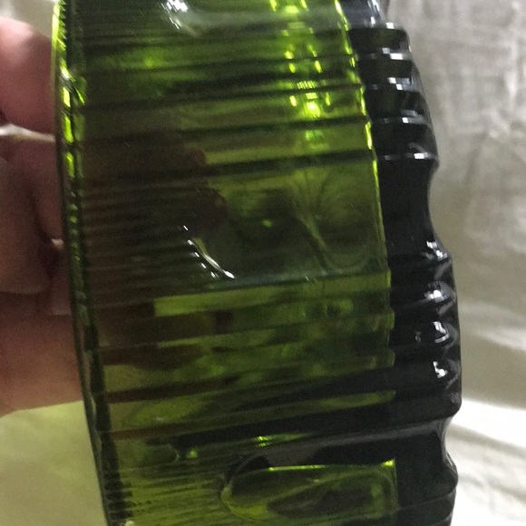 Vintage Green Glass Bowl Final Sale - Picture 4 of 6